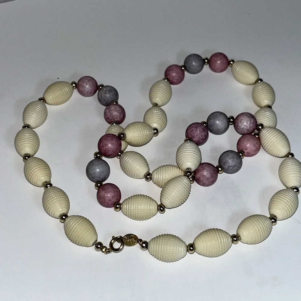 VTG NAPIER Necklace colorful Pale pastel decor gold tone Spacers 14